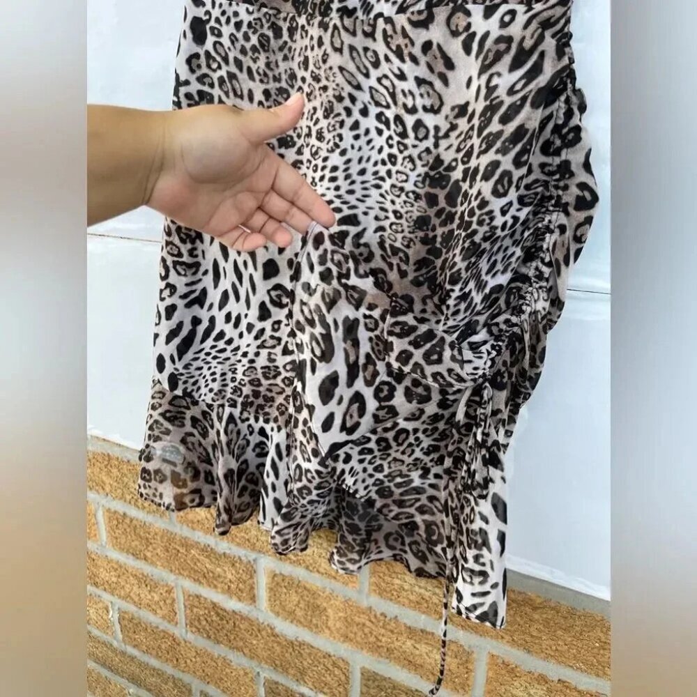 Astr The Label Leopard Print Ruched Mini Dress M - image 5